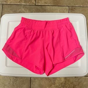 Lululemon Hotty Hot Shorts Size 6, Low Rise, 4 Inch